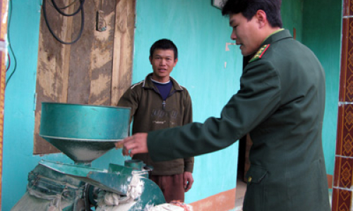 Nghĩa tình mái ấm vùng biên