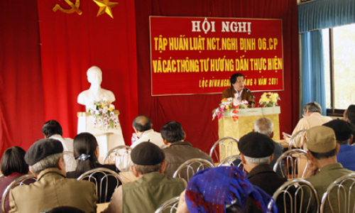 Luật đến với người cao tuổi
