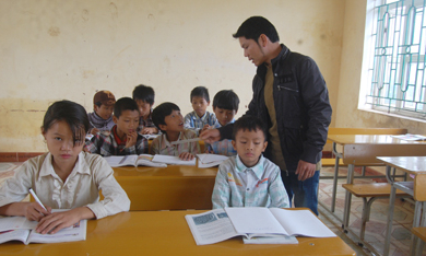 Ngôi trường bên sườn núi Mẫu
