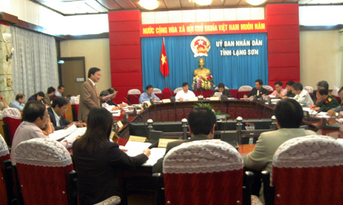 Phiên họp tháng 11 của UBND tỉnh: Thảo luận và quyết định nhiều nội dung quan trọng