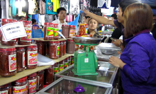 Đẩy mạnh cuộc vận động người Việt dùng hàng Việt