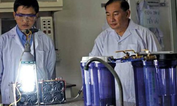 Công bố phát minh, ai có quyền thẩm định?