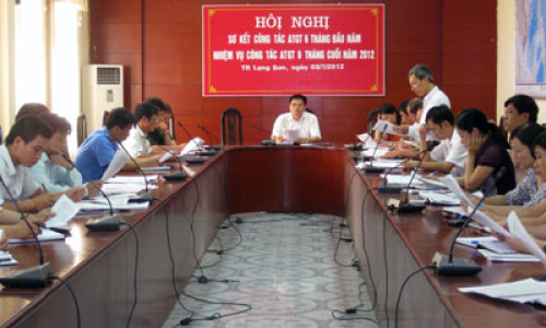 Thành phố Lạng Sơn triển khai công tác đảm bảo trật tự ATGT 6 tháng cuối năm