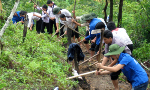 Thanh niên Bắc Sơn: Xung kích phát triển giao thông nông thôn