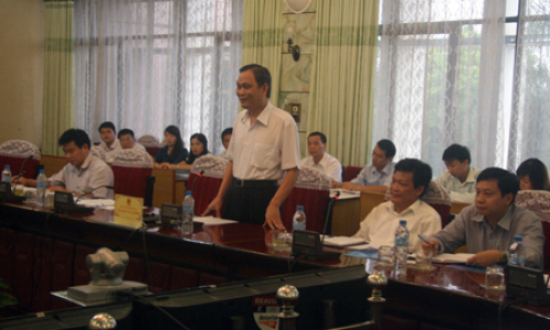Bộ trưởng Bộ Nội vụ làm việc tại tỉnh Lạng Sơn: Tỉnh cần tiếp tục quan tâm đến đời sống của bà con dân