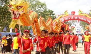 Khai mạc Lễ hội văn hóa du lịch Dinh Thầy Thím 2013