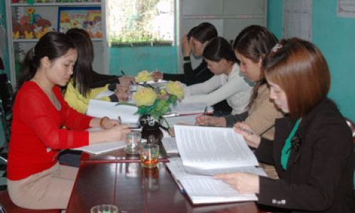 Giáo viên giúp đỡ giáo viên - giải pháp nâng cao chất lượng