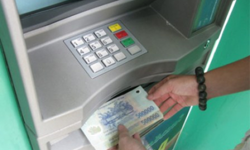 Mẹo rút tiền thẻ ATM dễ dàng trong dịp Tết