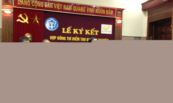 Thí điểm thu bảo hiểm xã hội và bảo hiểm y tế tự nguyện qua hệ thống bưu điện
