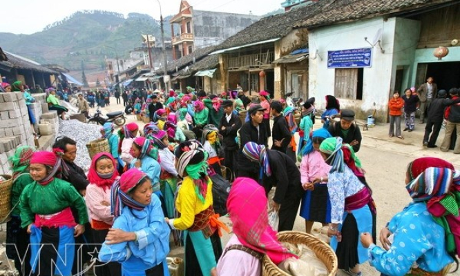 Ngỡ ngàng phố cổ trên cao nguyên đá Đồng Văn