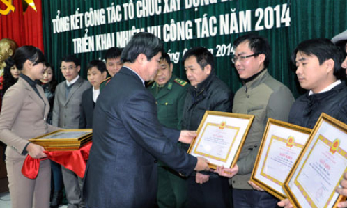 Quan tâm công tác xây dựng tổ chức cơ sở Đảng và phát triển đảng viên