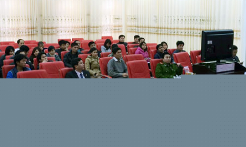 50 người được huấn luyện kỹ thuật an toàn