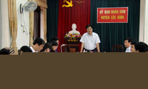Đoàn công tác của tỉnh kiểm tra công tác dạy nghề tại Lộc Bình