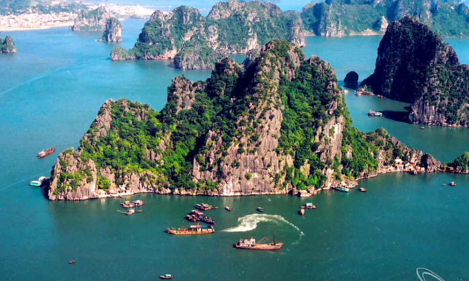 Chuẩn bị lễ kỷ niệm 20 năm Vịnh Hạ Long được công nhận là di sản thiên nhiên thế giới