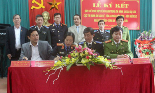 Ký kết quy chế phối hợp liên ngành trong thi hành án dân sự