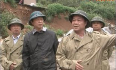 Chủ tịch UBND tỉnh Lạng Sơn kiểm tra thực tế công tác phòng, chống mưa lũ tại huyện Chi Lăng: Không chủ
