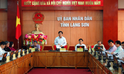 Tập trung đánh giá tình hình kinh tế - xã hội năm 2015