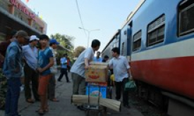 Tăng cường các toa tàu phục vụ hành khách trong dịp nghỉ Lễ 30/4