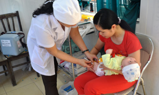 Tích cực phòng, chống các bệnh do nắng nóng và bệnh truyền nhiễm