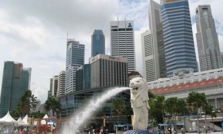 Kim ngạch xuất khẩu của Singapore giảm mạnh trong tháng Bảy