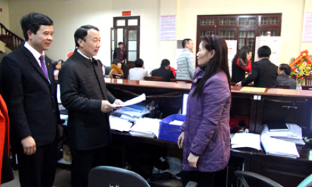 Lãnh đạo UBND tỉnh động viên công tác khóa sổ quyết toán năm 2016