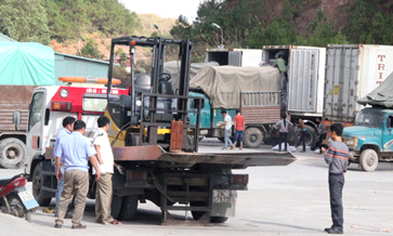 Cần lập lại trật tự bến, bãi khu vực cửa khẩu