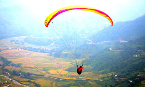 Festival dù lượn Khau Phạ