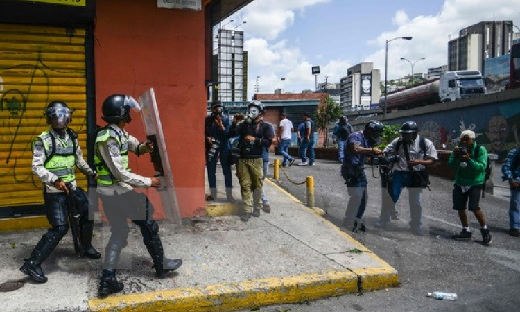 LHQ kêu gọi đối thoại hạ nhiệt căng thẳng tại Venezuela