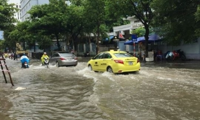 Cảnh giác với tính bất quy luật của bão trong năm nay
