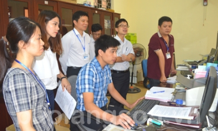 Kiểm tra tình hình ứng dụng công nghệ thông tin tại 9 đơn vị