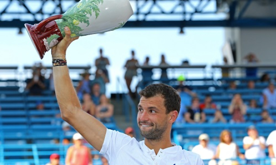 Dimitrov hạ gục Kyrgios để sở hữu danh hiệu Masters đầu tiên