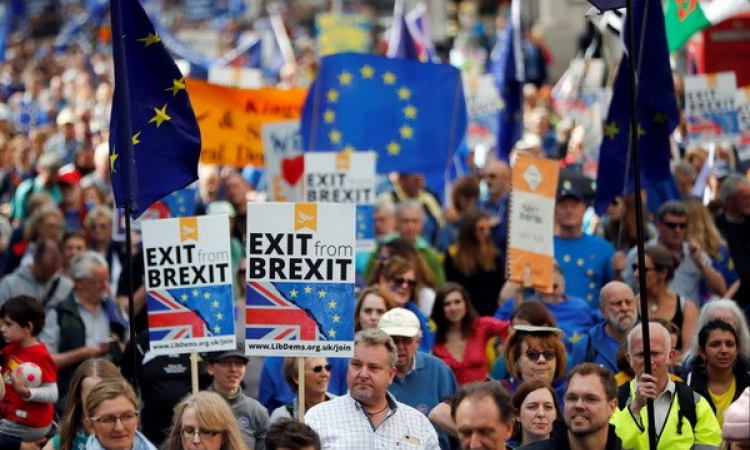 Tuần hành lớn phản đối Brexit tại thủ đô London của Anh