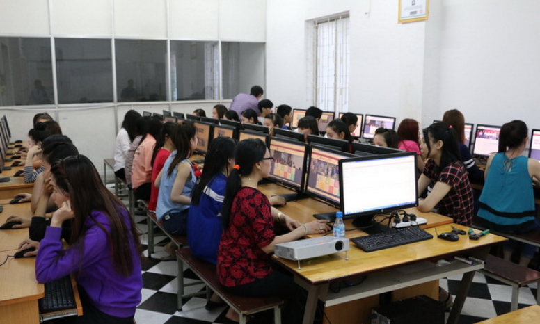 Sinh viên ngành khác được chuyển ngang sang học CNTT