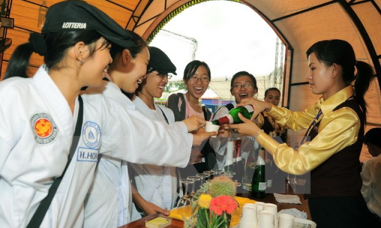 Phố trà, càphê và đặc sản khởi động Festival hoa Đà Lạt 2017