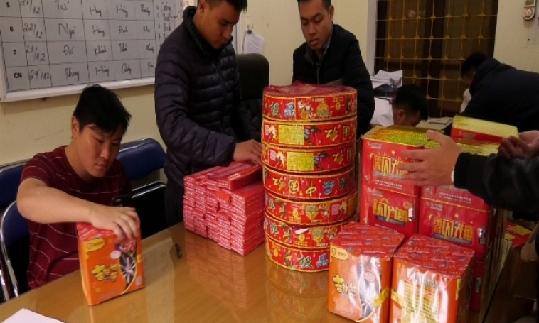Bắt đối tượng vận chuyển, tàng trữ trái phép 267 kg pháo nổ