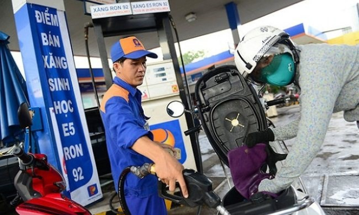 Phát hành hóa đơn điện tử khi mua xăng dầu từ 1-1-2018