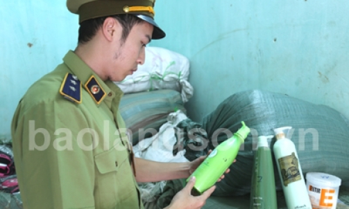 Thắt từ cửa khẩu chặt khâu lưu thông
