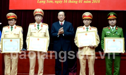 Tổng kết công tác đảm bảo trật tự an toàn giao thông năm 2017, đánh giá 5 năm thực hiện Chỉ thị số 18