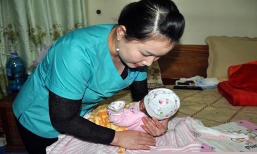Mô hình bác sĩ gia đình và dịch vụ y tế gia đình: Từ manh nha đến hiện thực