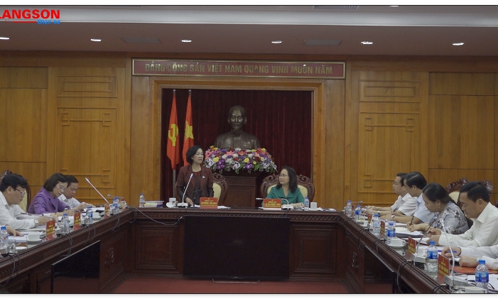 ĐOÀN KIỂM TRA CỦA BAN CHỈ ĐẠO TRUNG ƯƠNG THỰC HIỆN QUY CHẾ DÂN CHỦ Ở CƠ SỞ LÀM VIỆC VỚI BAN THƯỜNG VỤ