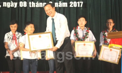 Thiếu nhi làm theo lời Bác