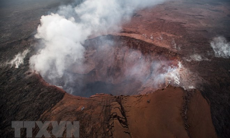 Dòng dung nham làm hư hại nhà máy điện ở Hawaii đã ngừng chảy