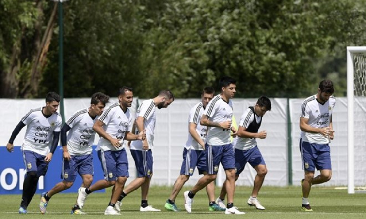 Messi là đội trưởng của đội tuyển già nhất tại World Cup 2018