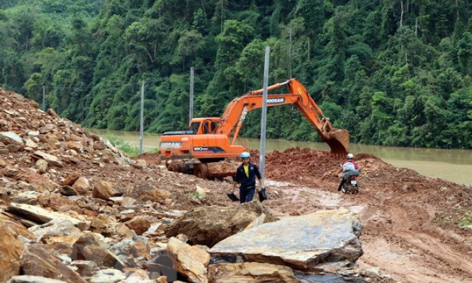 Lai Châu: Gần 30 hộ dân bản Gia Tè vẫn bị cô lập sau lũ