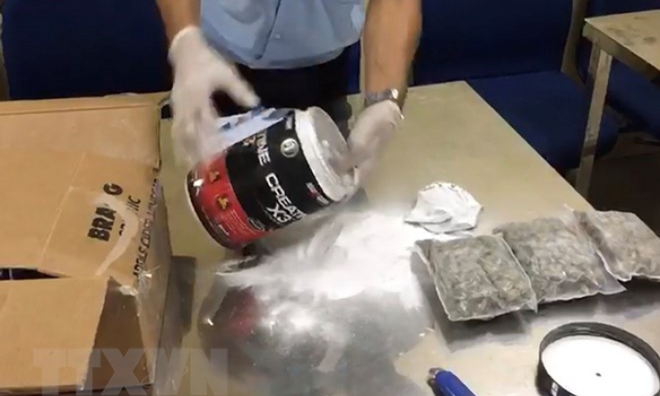 TP.HCM triệt phá đường dây vận chuyển 57kg cần sa từ Mỹ về Việt Nam