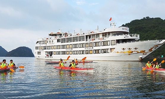 Du lịch trải nghiệm, khám phá vịnh Hạ Long