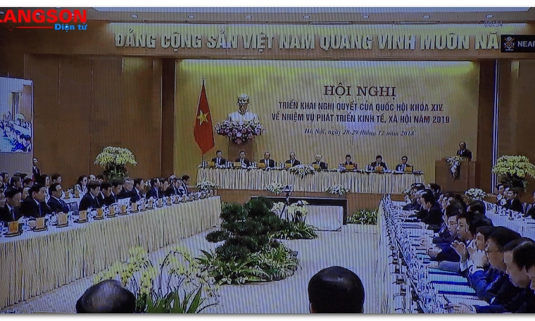 Chính phủ họp trực tuyến với các địa phương