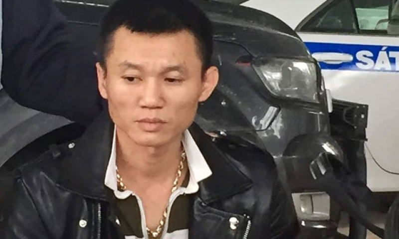Bắt đối tượng tàng trữ ma túy và vũ khí nóng