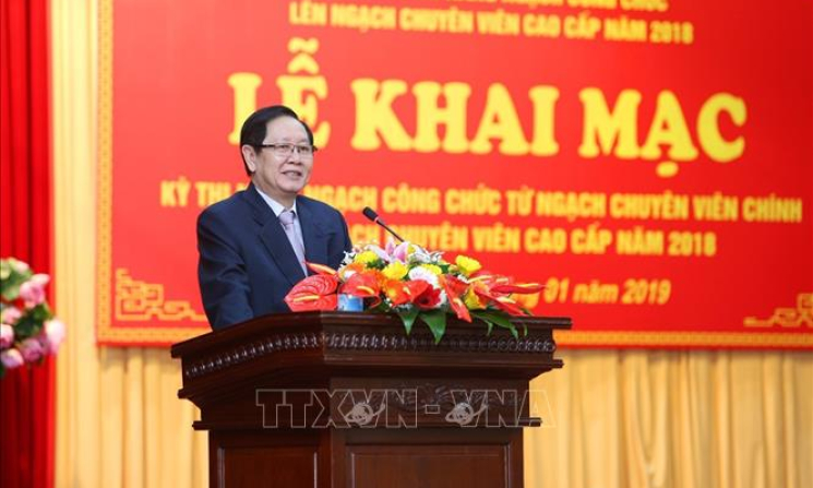 Gần 600 công chức thi nâng ngạch lên chuyên viên cao cấp