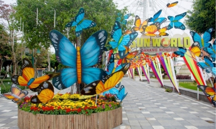 Giới trẻ du xuân tại Sun World Danang Wonders